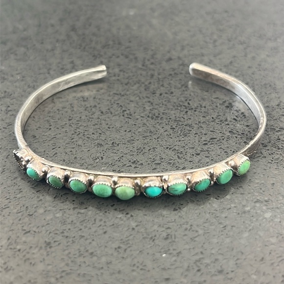 Vintage Native American Silver/Turquoise Row Cuff Bracelet - Picture 2 of 16